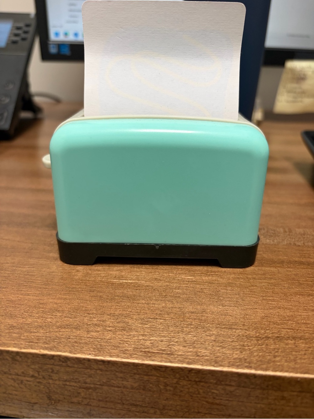 Mint Toaster Notes Holder & Post-its - Picture 4 of 5